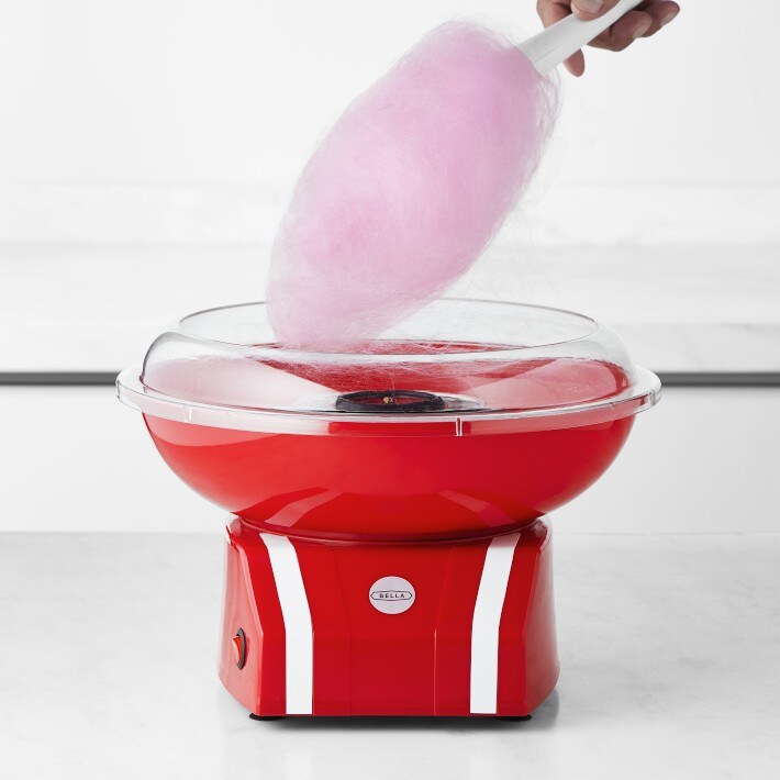Cotton candy maker (candy)